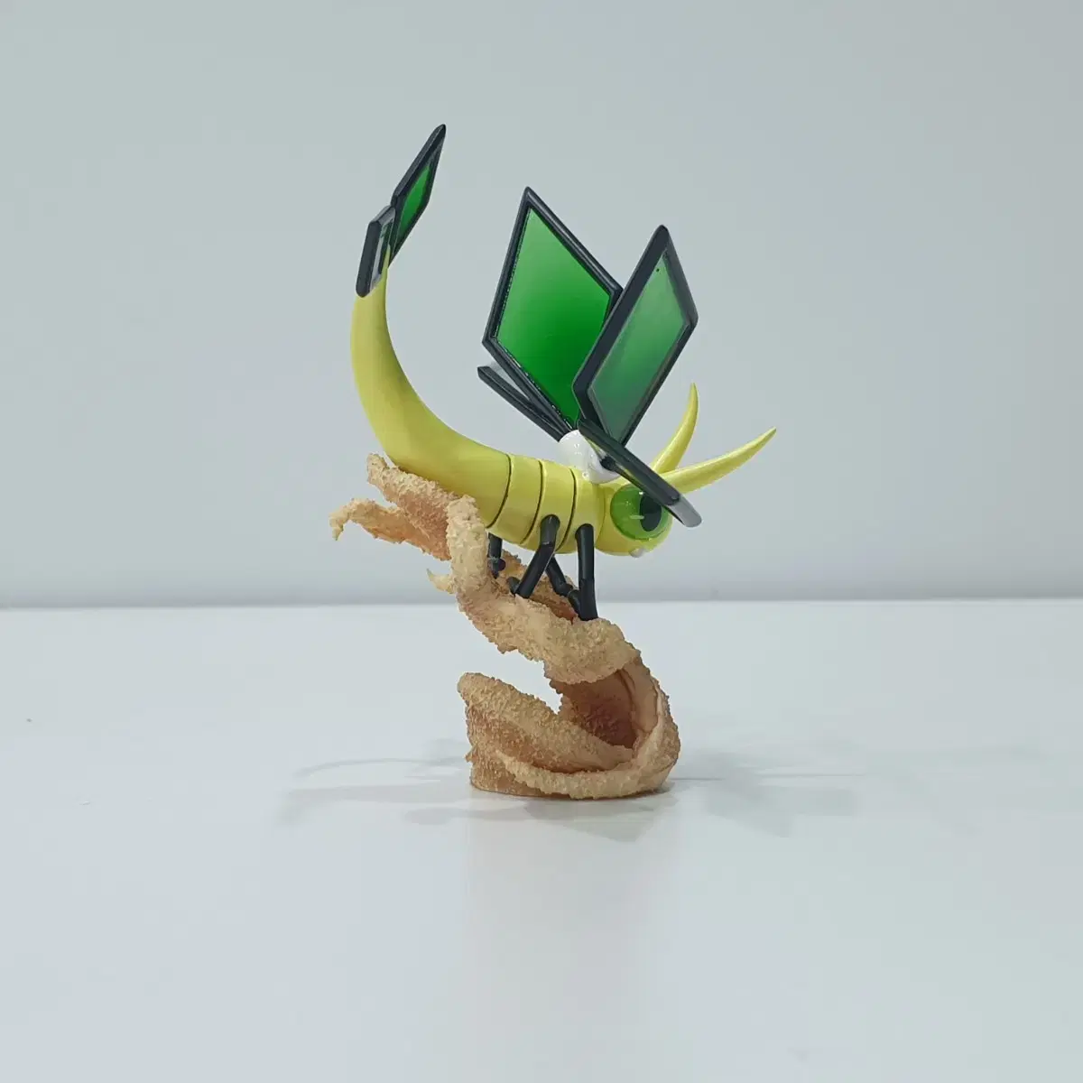 zxzビブリバフライゴンポケモンスケールワールド1/20ポケモンレジン